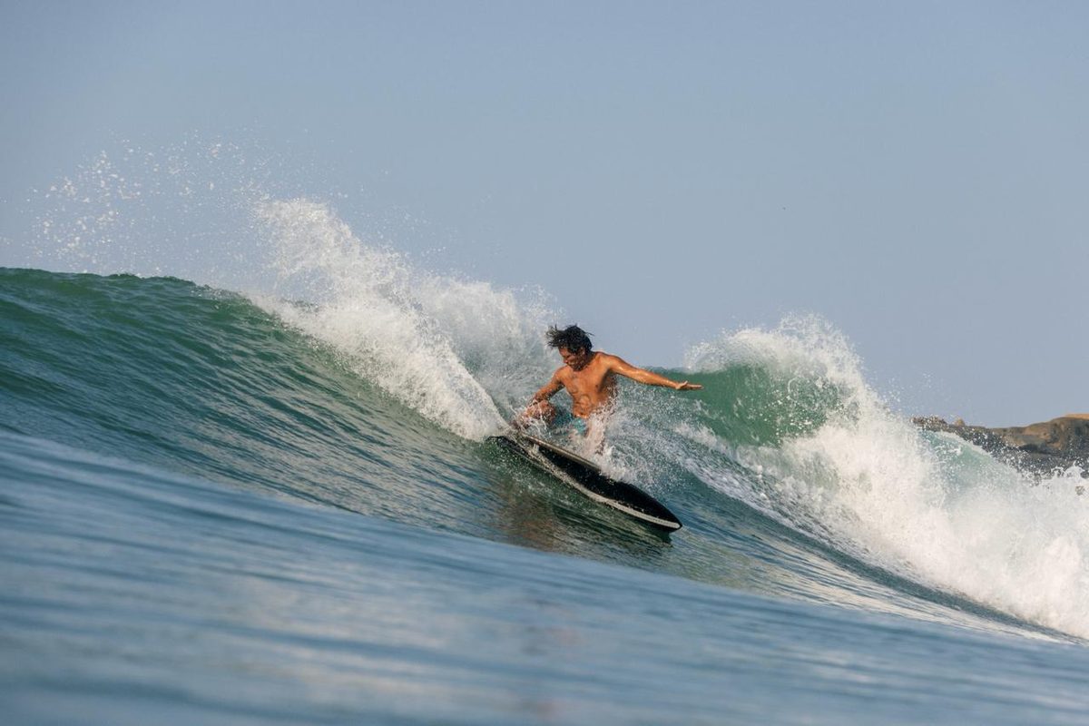 Pelos on a turn