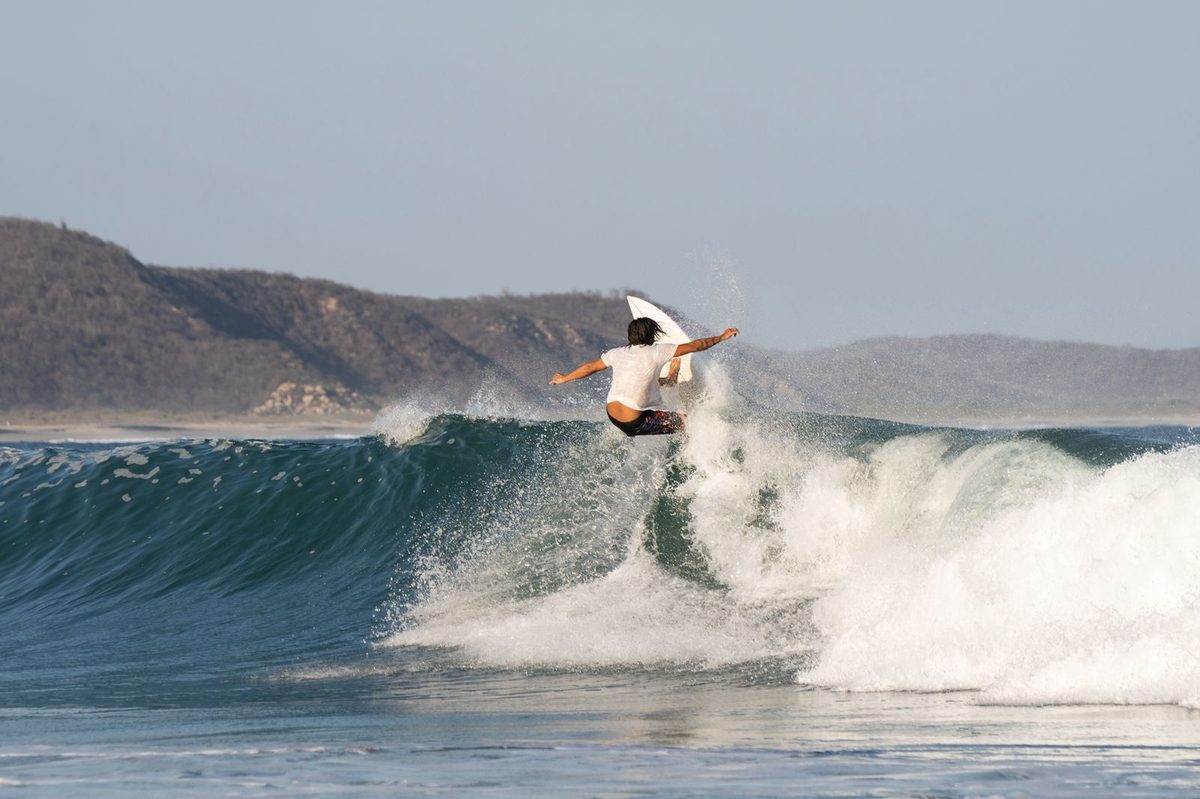 Pelos on a turn